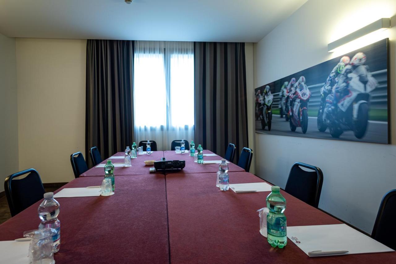 Best Western Plus Hotel Monza E Brianza Palace Cinisello Balsamo Bagian luar foto